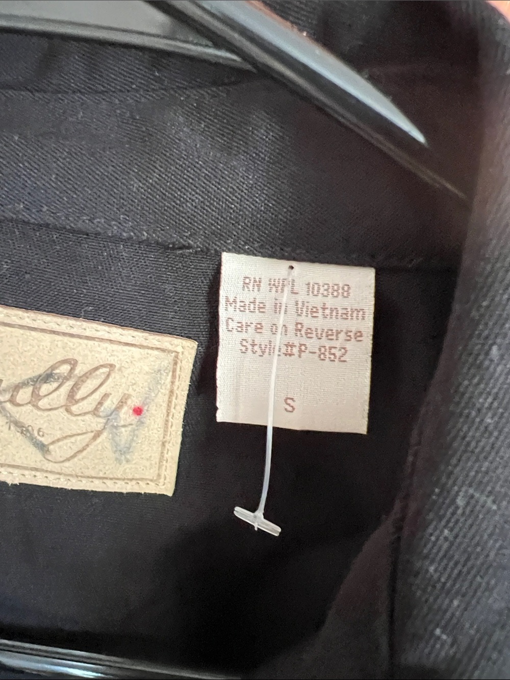 Scully Black Western Snap Shirt with Cream Embroidery - Picture 6 of 10